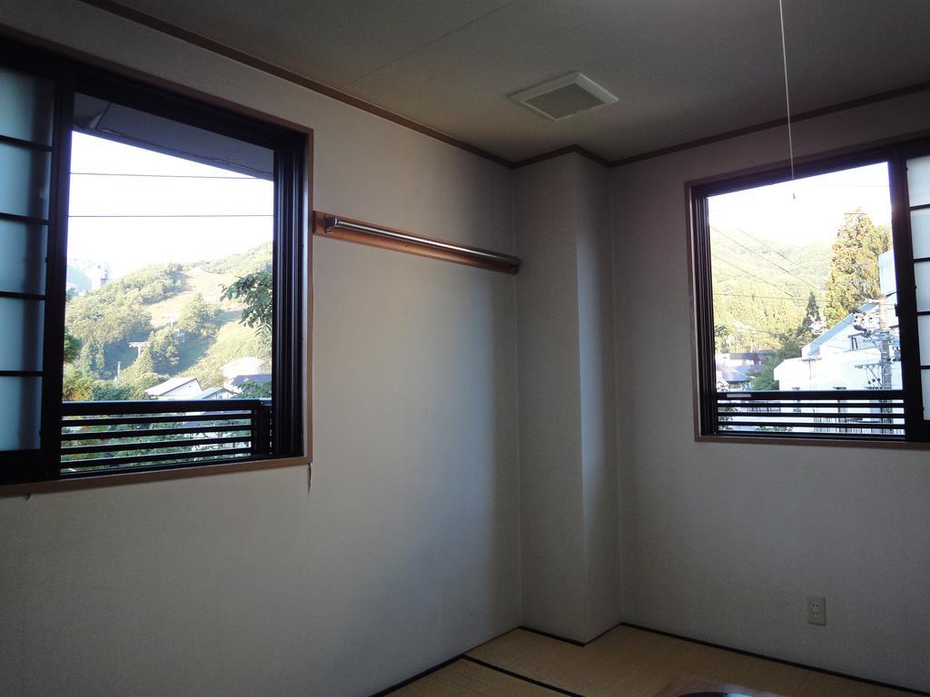 Hakuba Glad Inn Ebisuya Exteriör bild