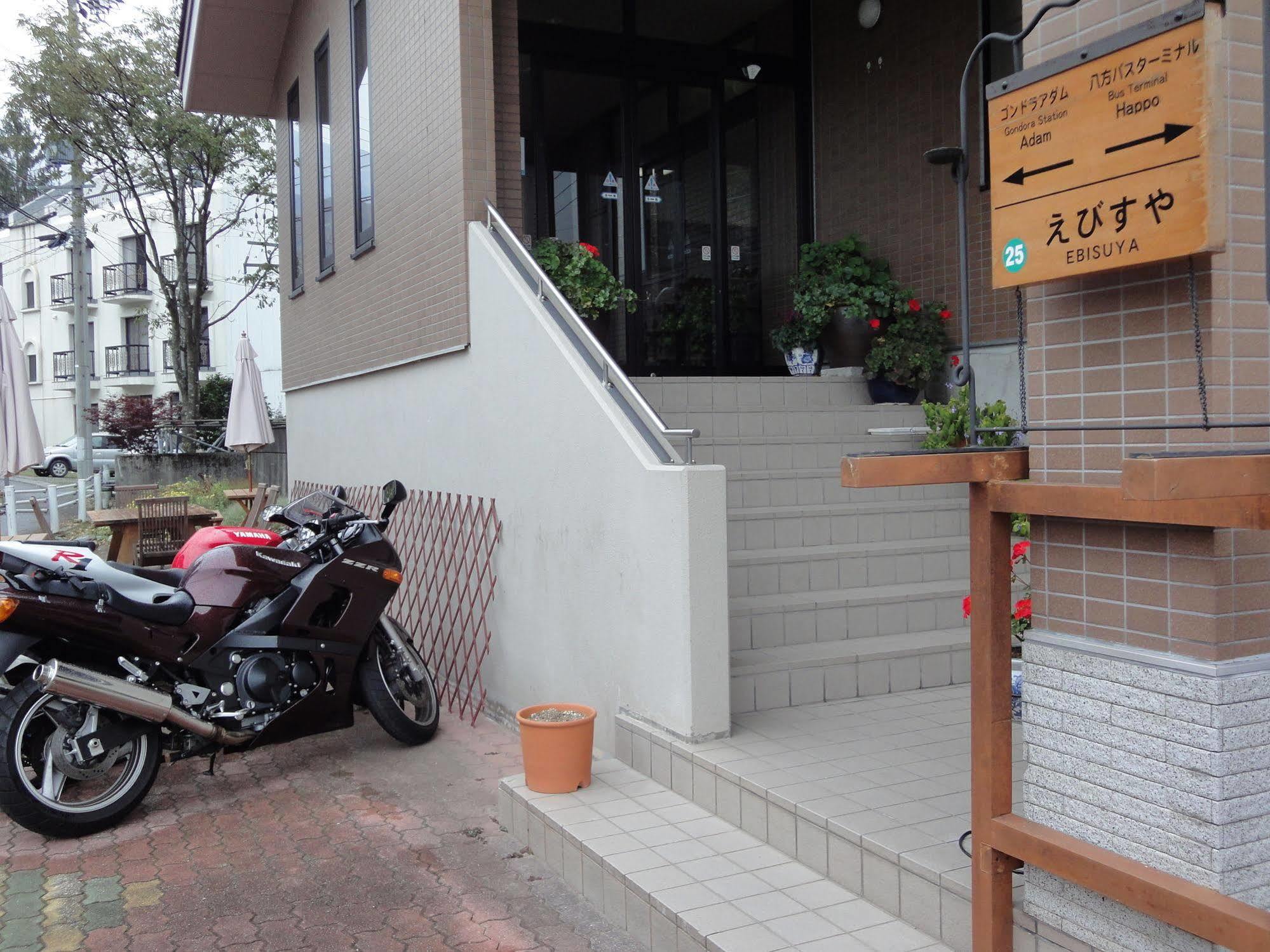 Hakuba Glad Inn Ebisuya Exteriör bild